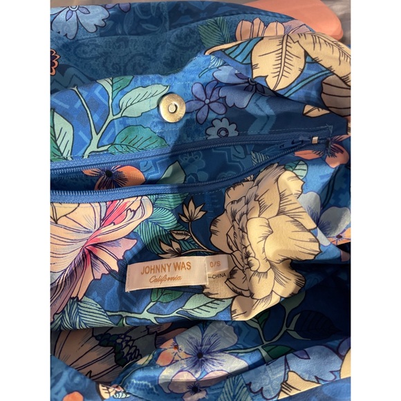 Johnny Was Floral Blue Dove Bag NWT - Picture 6 of 11
